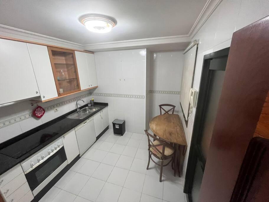 Piso En Bouzas Con Vistas A La Ria Apartamento Vigo Exterior foto